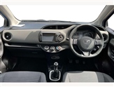 Toyota Yaris Image 6