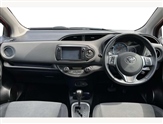 Toyota Yaris Image 6
