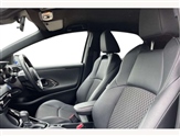 Toyota Yaris Image 2