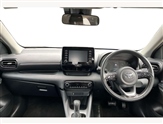 Toyota Yaris Image 6