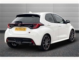 Toyota Yaris Image 2