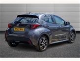 Toyota Yaris Image 2