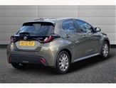 Toyota Yaris Image 2