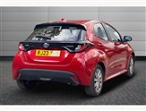 Toyota Yaris Image 2