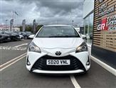 Toyota Yaris Image 2