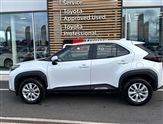 Toyota Yaris Image 6