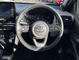 Toyota Yaris Image 6