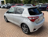 Toyota Yaris Image 2