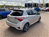 Toyota Yaris Image 5