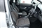 Toyota Yaris Image 9