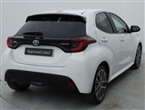 Toyota Yaris Image 2