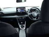 Toyota Yaris Image 6