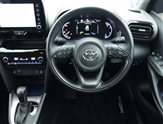 Toyota Yaris Image 6