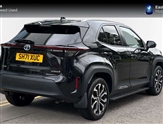 Toyota Yaris Image 2