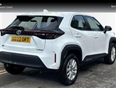 Toyota Yaris Image 2