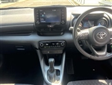 Toyota Yaris Image 5