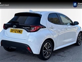Toyota Yaris Image 2
