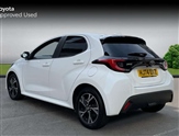 Toyota Yaris Image 6