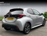 Toyota Yaris Image 2