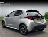 Toyota Yaris Image 6