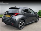 Toyota Yaris Image 2