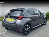 Toyota Yaris Image 2
