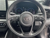 Toyota Yaris Image 6