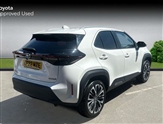 Toyota Yaris Image 2