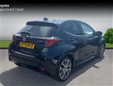 Toyota Yaris Image 2