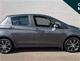 Toyota Yaris Image 2
