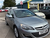 Vauxhall Astra Image 1