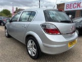 Vauxhall Astra Image 6