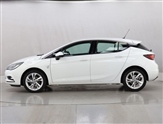 Vauxhall Astra Image 6