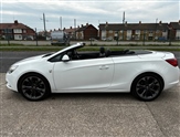 Vauxhall Cascada Image 3