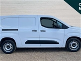 Vauxhall Combo Image 2