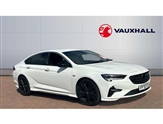 Vauxhall Insignia Image 1