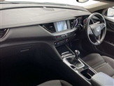 Vauxhall Insignia Image 2