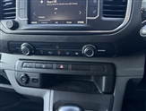 Vauxhall Vivaro Image 4