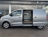 Vauxhall Vivaro Image 2