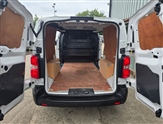 Vauxhall Vivaro Image 2