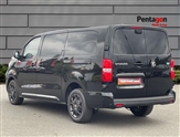 Vauxhall Vivaro Image 2