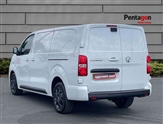 Vauxhall Vivaro Image 2