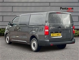 Vauxhall Vivaro Image 2