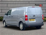 Vauxhall Vivaro Image 2