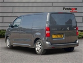 Vauxhall Vivaro Image 2