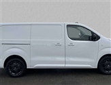 Vauxhall Vivaro Image 2