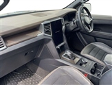 Volkswagen Amarok Image 2