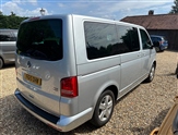 Volkswagen Caravelle Image 4