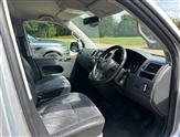 Volkswagen Caravelle Image 5