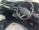 Volkswagen Caravelle Image 6